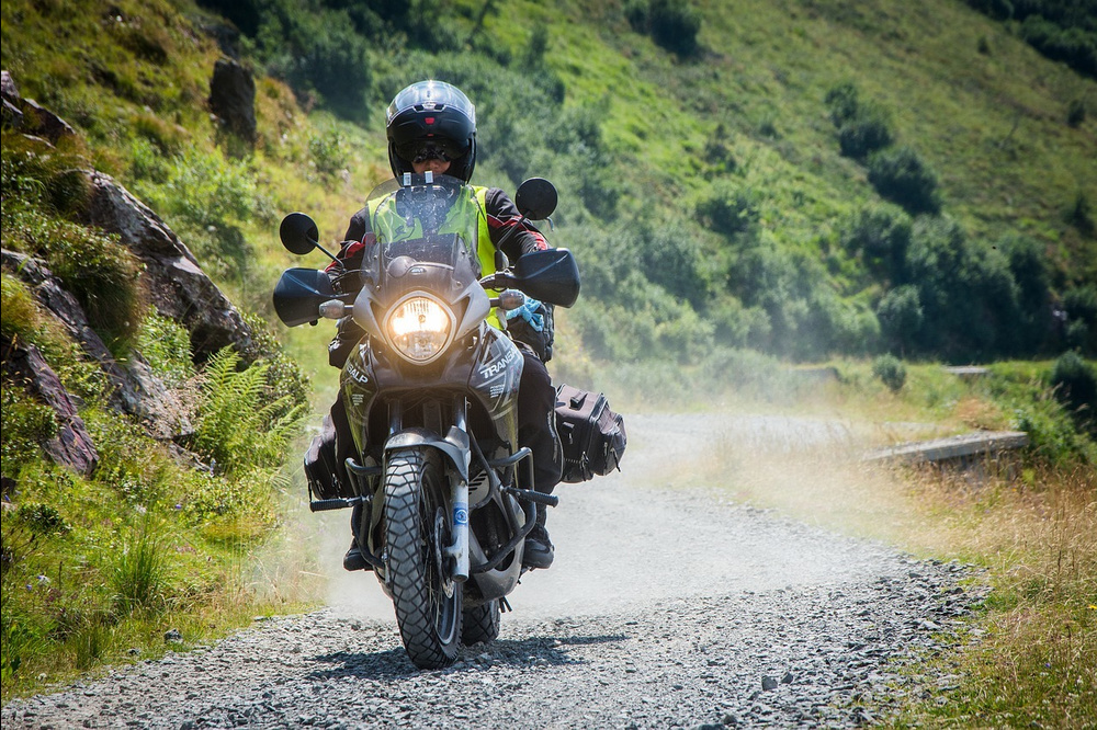 motorbike-4314029_1280.jpg